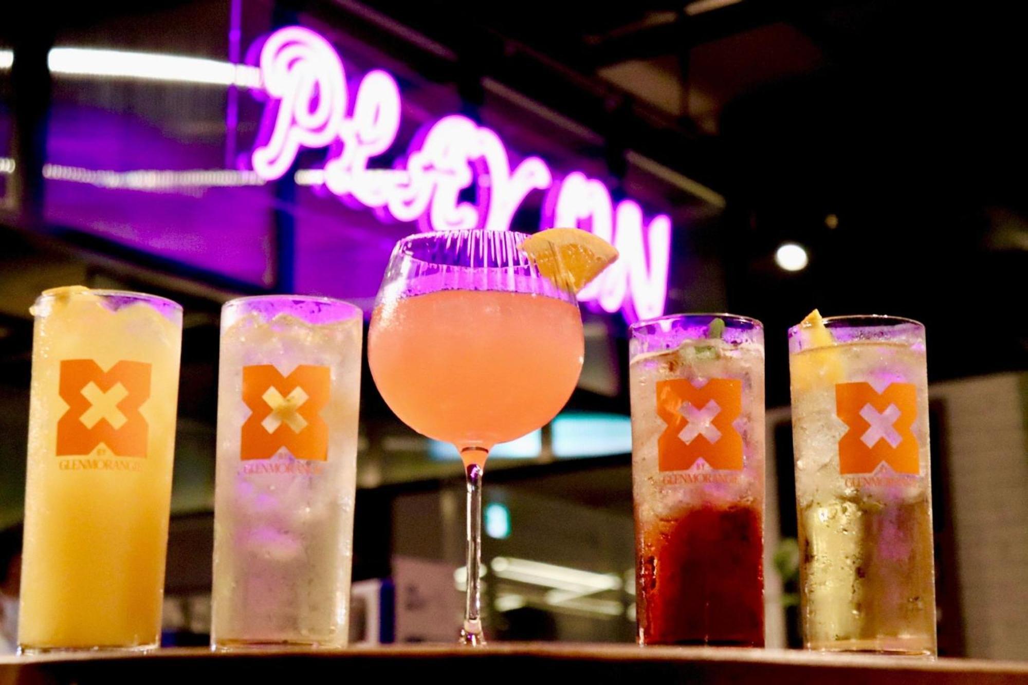 Отель Moxy Tokyo Kinshicho Экстерьер фото