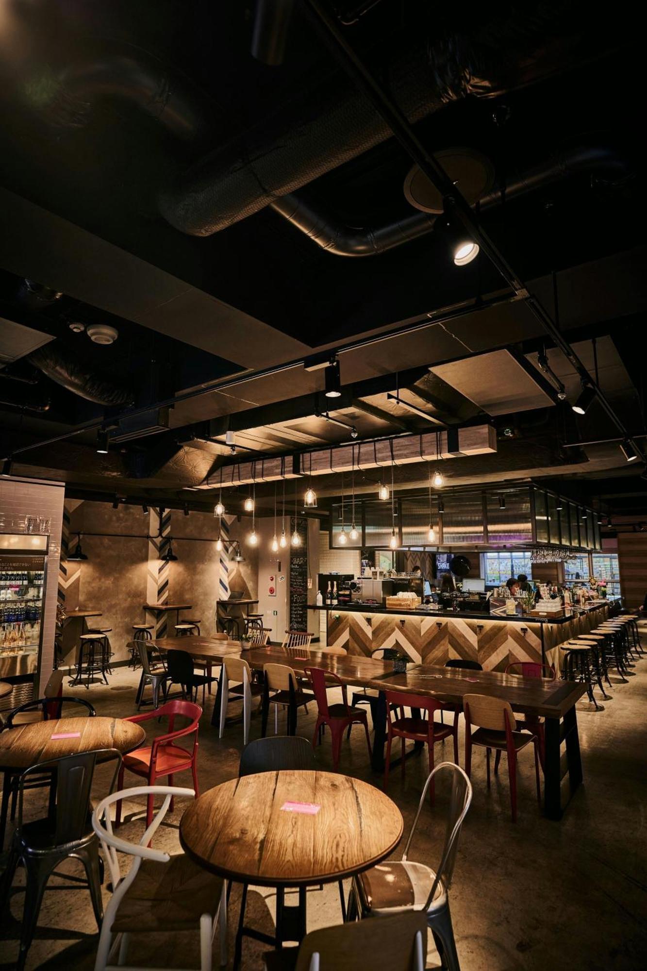 Отель Moxy Tokyo Kinshicho Экстерьер фото