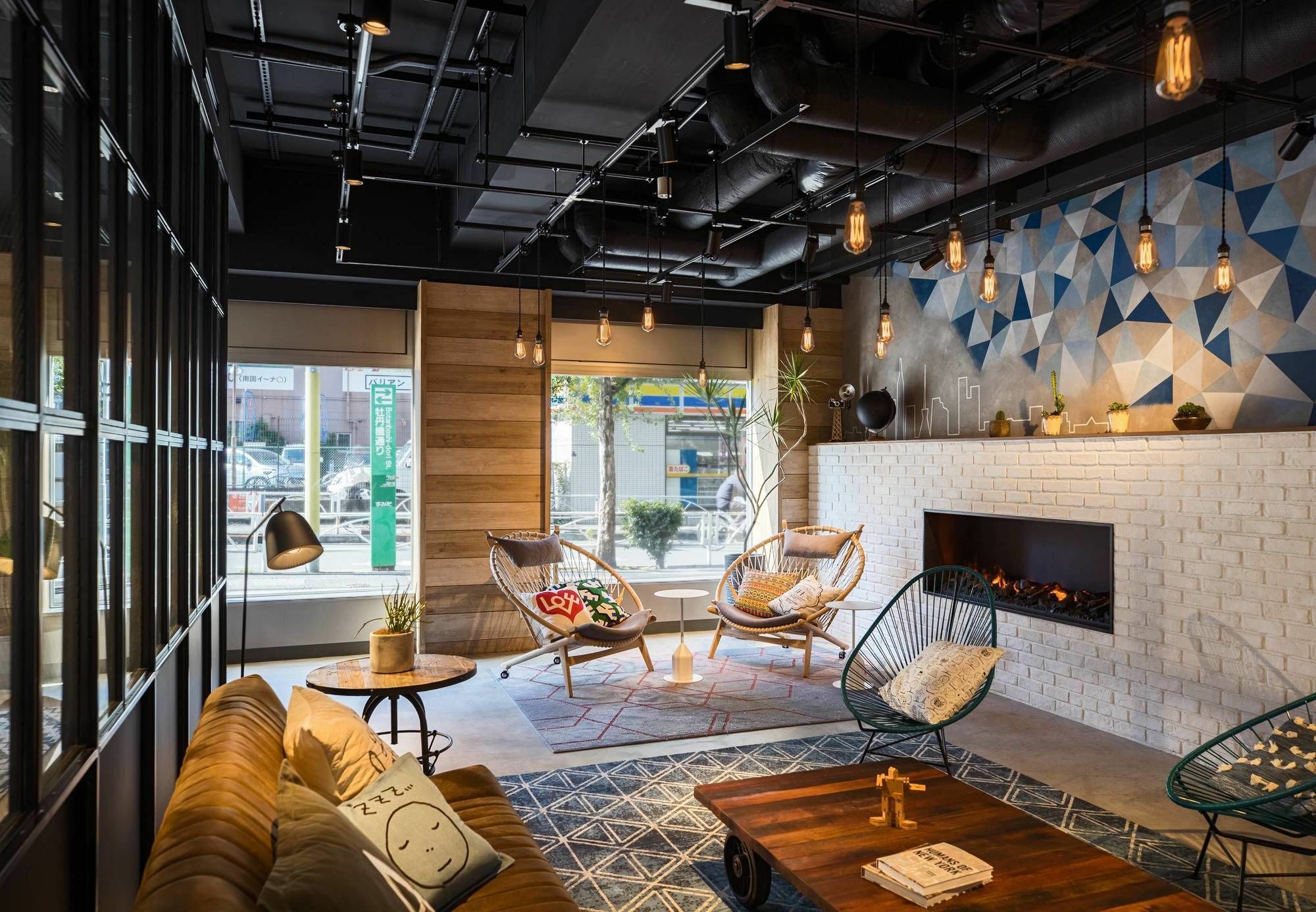 Отель Moxy Tokyo Kinshicho Экстерьер фото